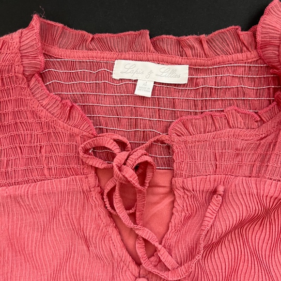 Lapis & Lillies Pink top Sz XL Ruffled Peasant Crinkled Front , Lined, T… - Picture 2 of 9